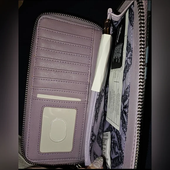 NWT Loungefly Disney Villain Scenes Maleficent Zip Around Wallet - Picture 5 of 8